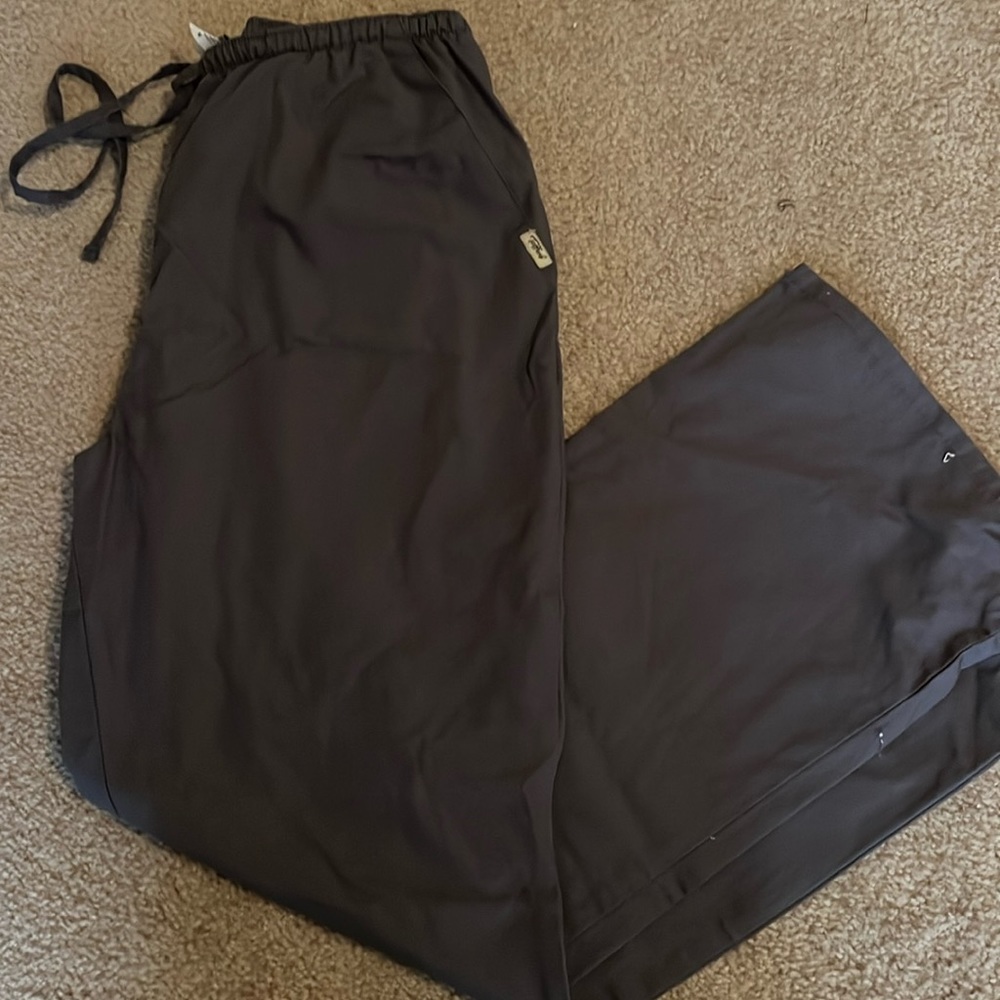 Tafford Scrub Pants